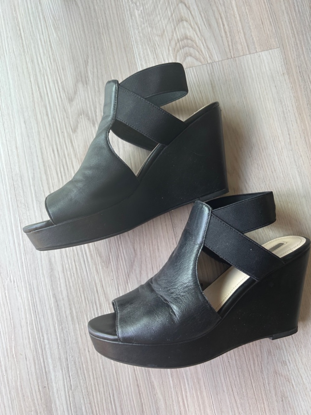 BCBG Justice Wedge Slingback Sandals Women 8.5M Chunky Stacked Heel